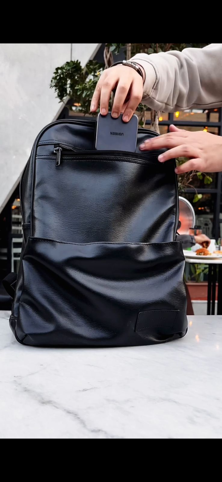 Carbon Fiber Traveller's 16" Laptop Backpack