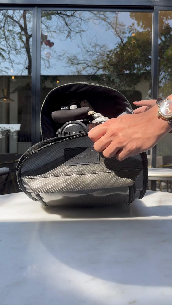 Carbon Fiber Traveller's 16" Laptop Backpack