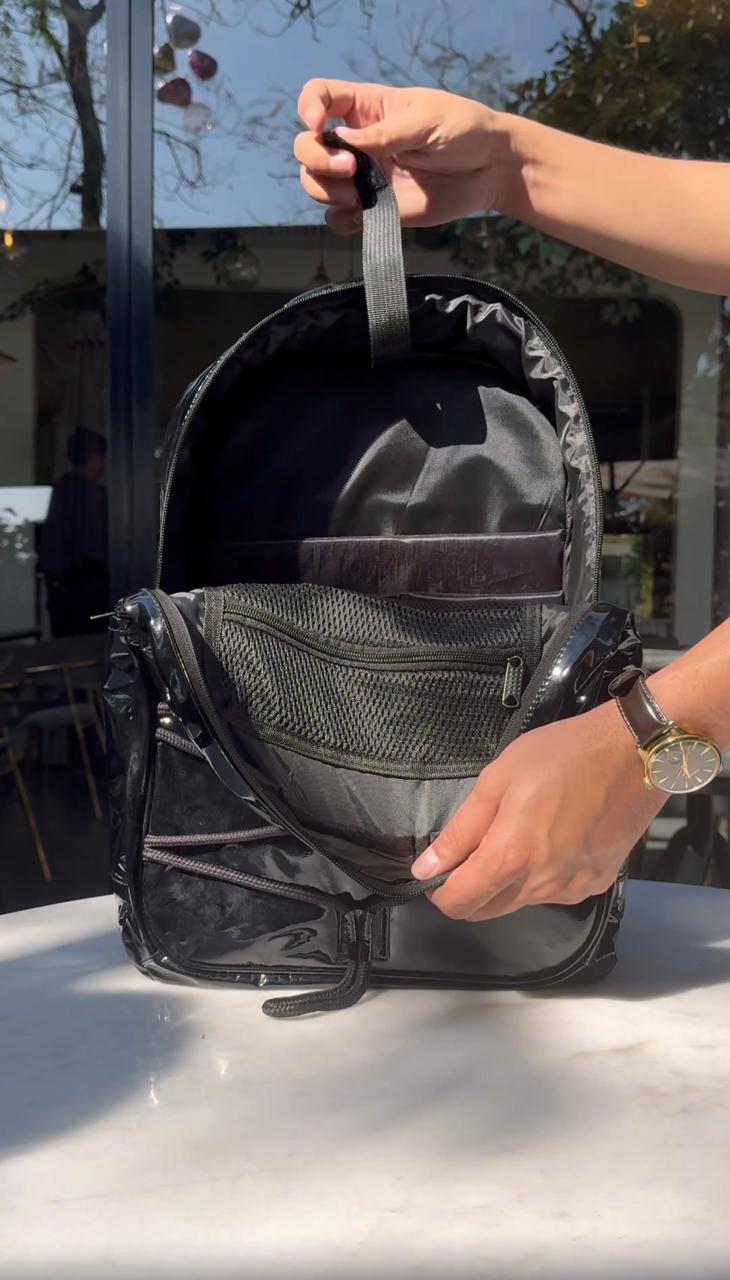 Carbon Fiber Traveller's 16" Laptop Backpack